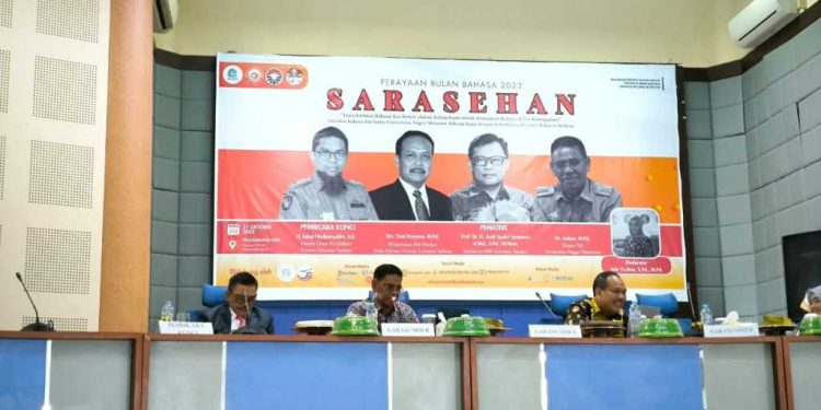 Sekretaris Disdik Sulsel Tampil Jadi Narasumber Sarasehan Bulan Bahasa di UNM